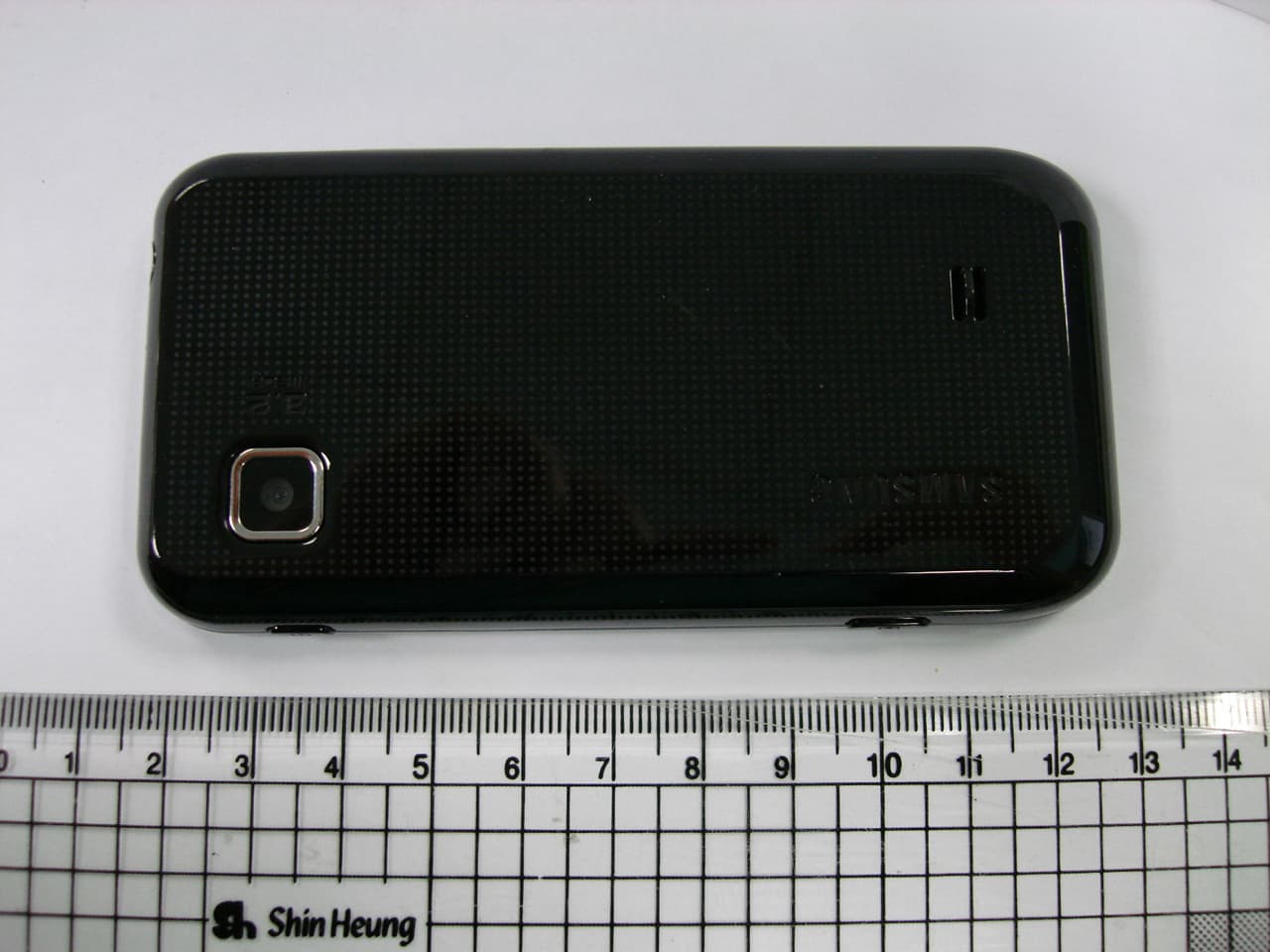 Cellular/PCS GSM/EDGE Phone with WLAN and Bluetooth - FCC ID A3LGTS5250 - Samsung Electronics Co Ltd (5)