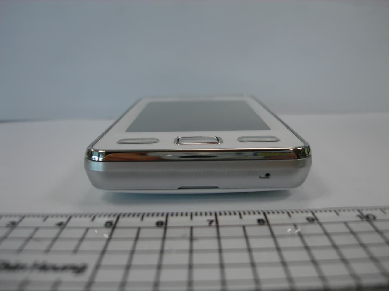Cellular/PCS GSM Phone with WLAN and Bluetooth - FCC ID A3LGTS5260 - Samsung Electronics Co Ltd (5)