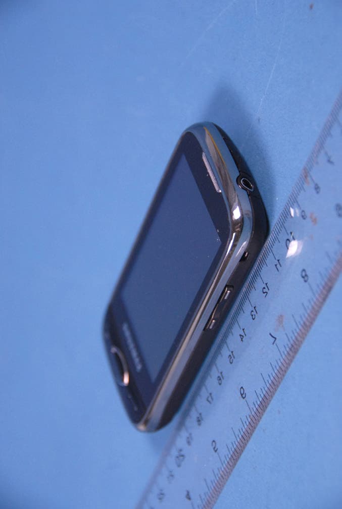 Cellular/ PCS GSM Phone with WLAN and Bluetooth - FCC ID A3LGTS5560I - Samsung Electronics Co Ltd (3)