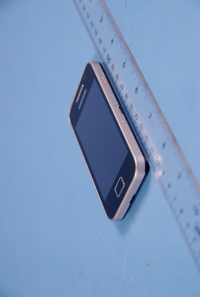 Cellular/PCS GSM/WCDMA Phone with WLAN and Bluetooth - FCC ID A3LGTS5830L - Samsung Electronics Co Ltd (4)
