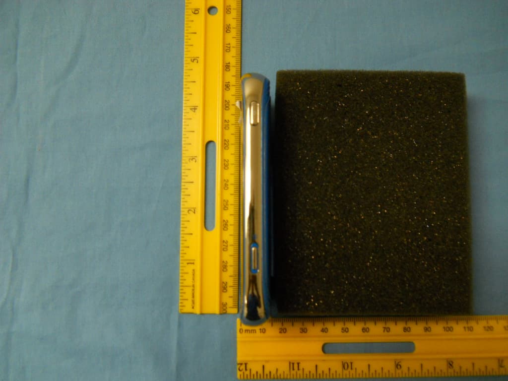 GSM/GPRS/EDGE/WCDMA PHONE with BT and WIFI - FCC ID A3LGTS6010L - Samsung Electronics Co Ltd (3)