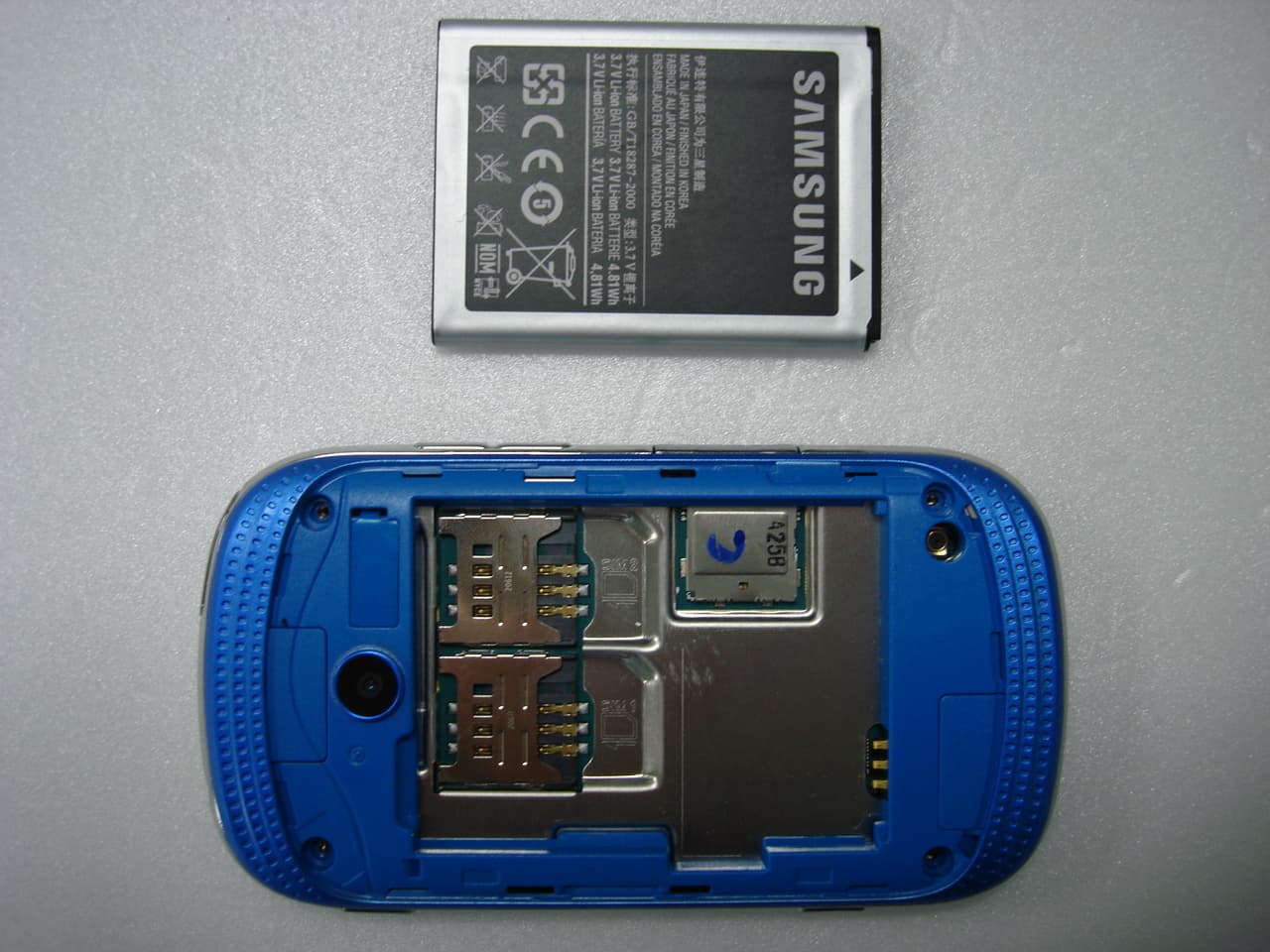 Cellular/PCS GSM Phone with WLAN and Bluetooth - FCC ID A3LGTS6012 - Samsung Electronics Co Ltd (1)