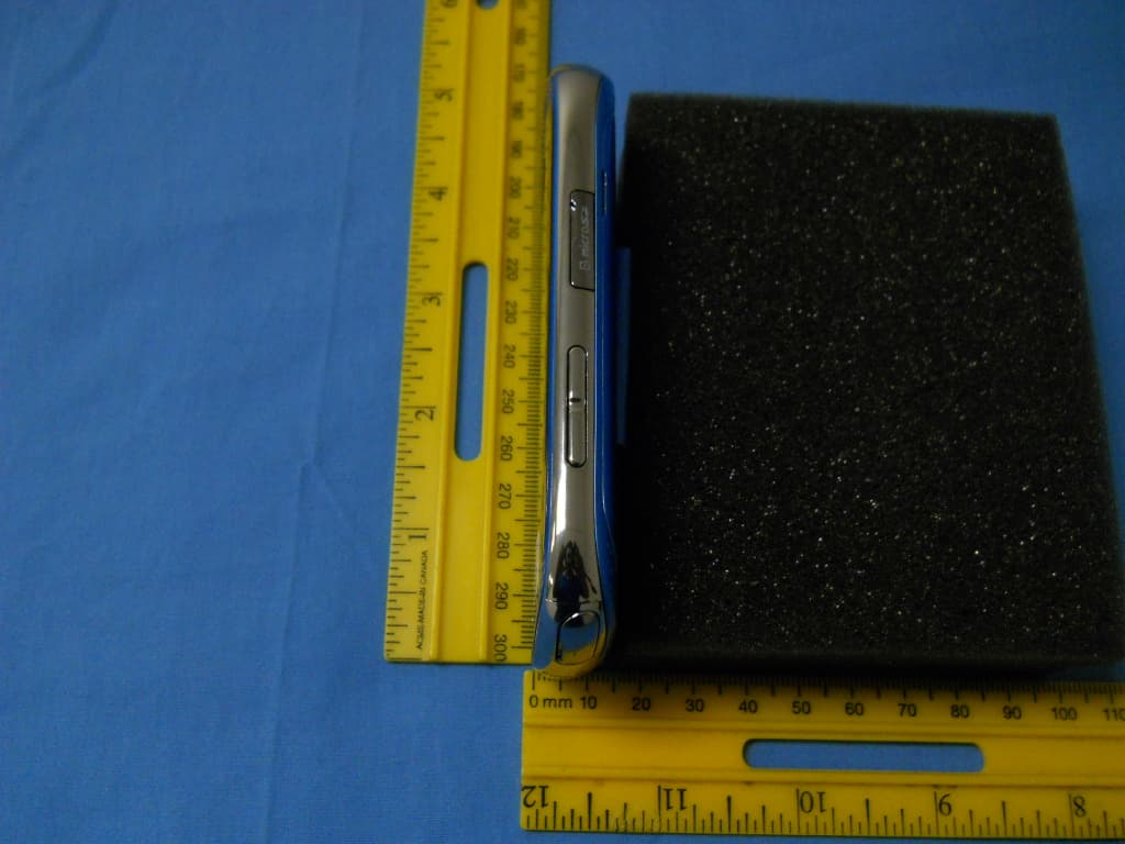 GSM/GPRS/EDGE/WCDMA PHONE with BT and WIFI - FCC ID A3LGTS6012B - Samsung Electronics Co Ltd (1)
