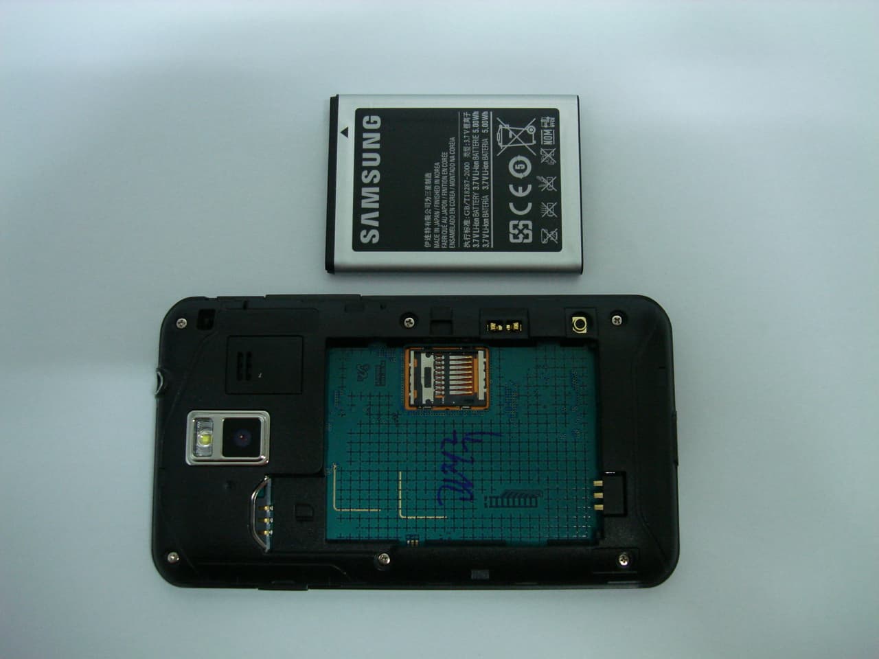 Cellular/PCS GSM Phone with WLAN, RFID and Bluetooth - FCC ID A3LGTS7250 - Samsung Electronics Co Ltd (2)