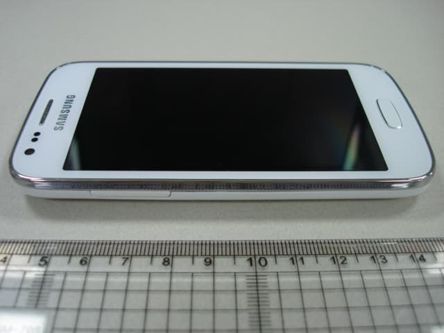 Multi-band GSM/EDGE/WCDMA/LTE Phone with WLAN, Bluetooth and RFID - FCC ID A3LGTS7275B - Samsung Electronics Co Ltd (3)