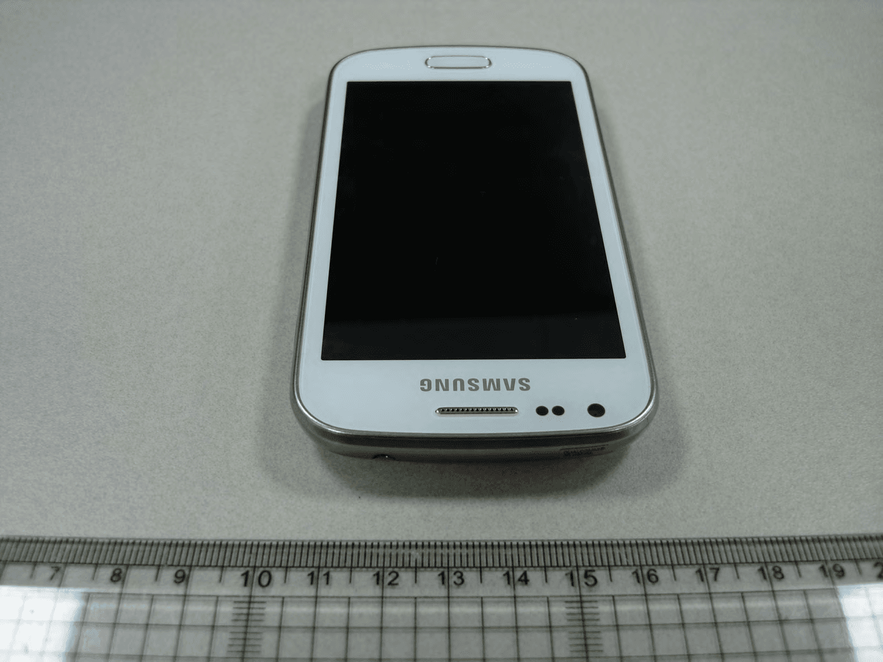 Mobile phone - FCC ID A3LGTS7580L - Samsung Electronics Co Ltd (2)