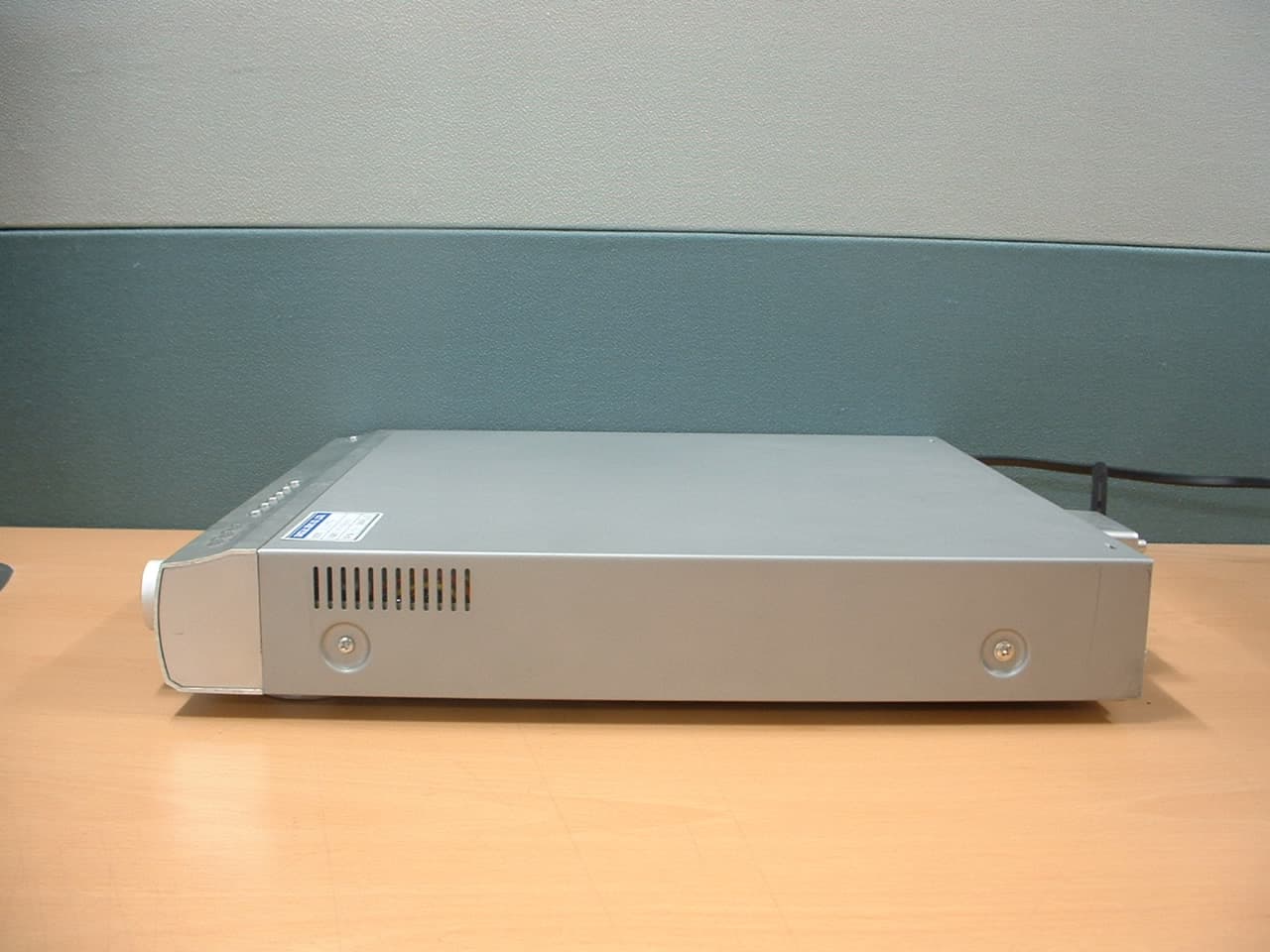 DVD Receiver - FCC ID A3LHTDB390 - Samsung Electronics Co Ltd (2)
