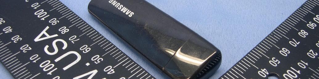 Communication dongle - FCC ID A3LIWBD1 - Samsung Electronics Co Ltd (1)