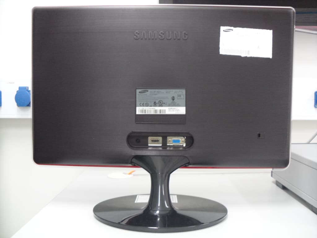 LCD monitor - FCC ID A3LLS22B370 - Samsung Electronics Co Ltd (1)