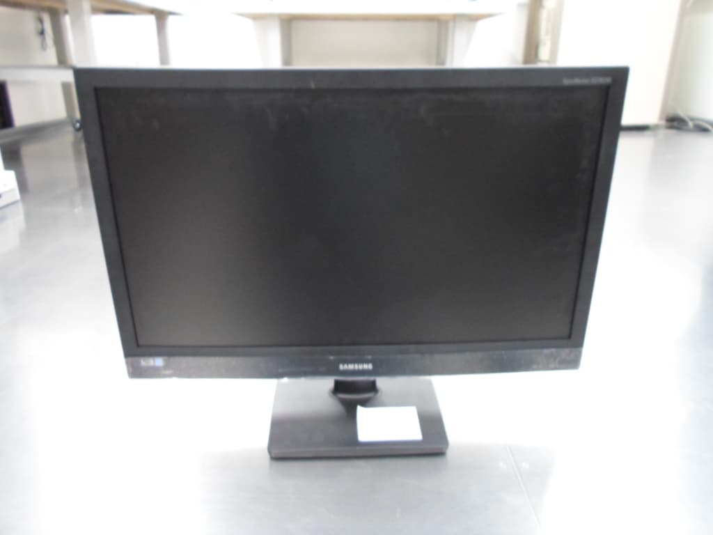 LCD monitor - FCC ID A3LLS27B240 - Samsung Electronics Co Ltd (3)