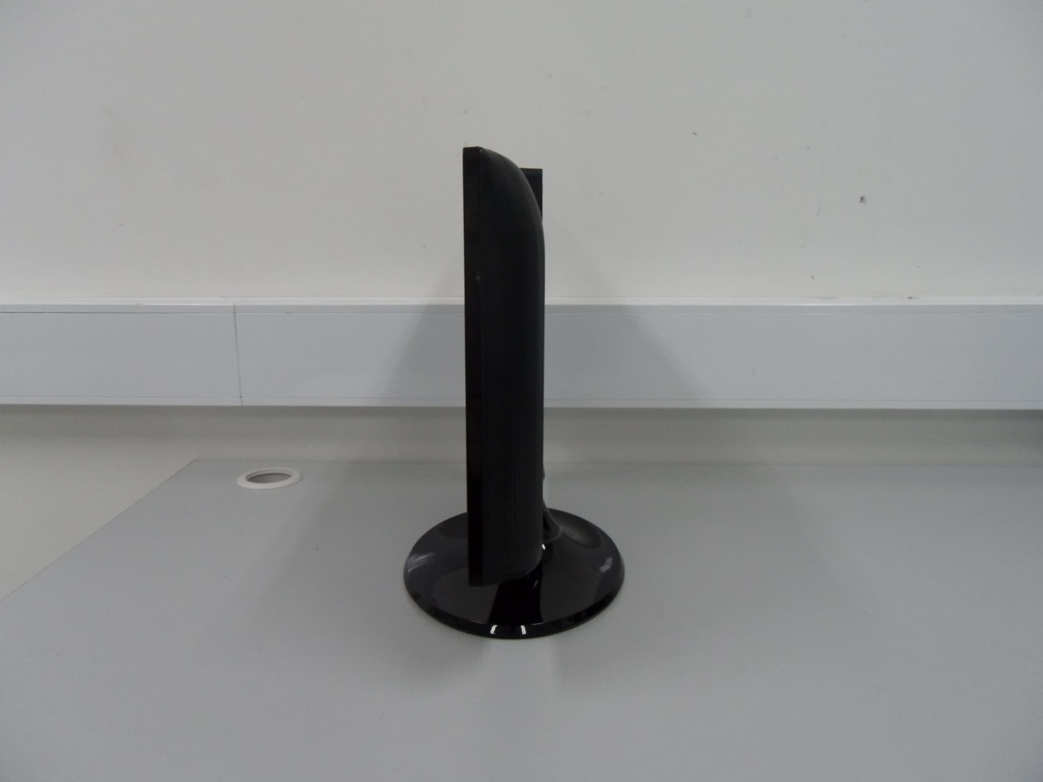 LCD Monitor - FCC ID A3LLT19B300 - Samsung Electronics Co Ltd