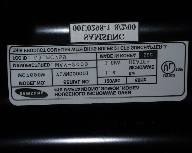 950W MICROWAE OVEN - FCC ID A3LMC769 - Samsung Electronics Co Ltd (2)