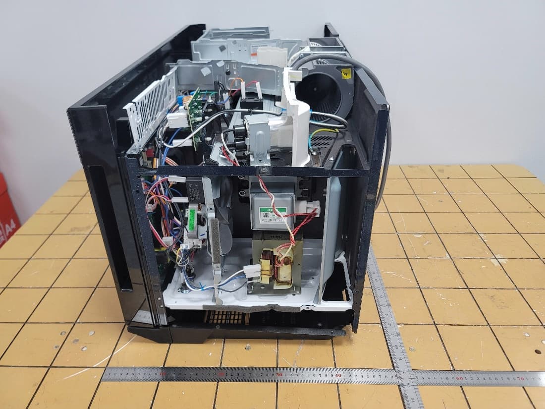 Microwave oven - FCC ID A3LME80H30 - Samsung Electronics Co Ltd (2)