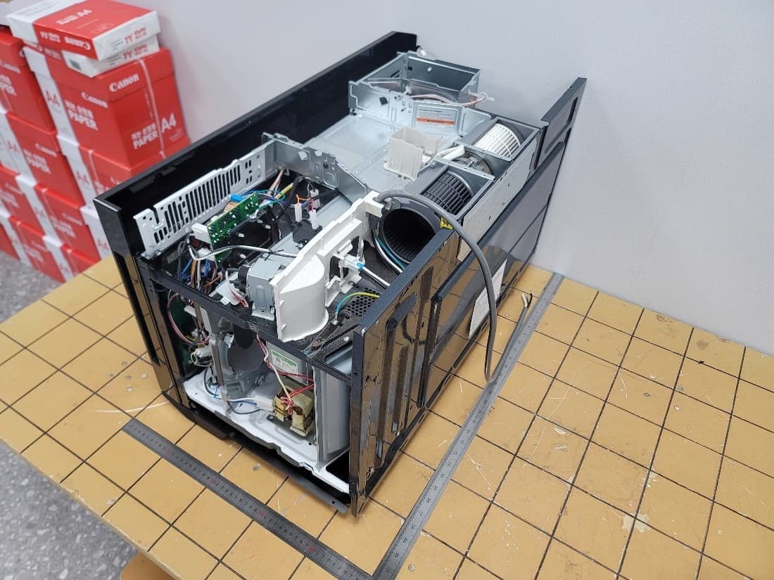 Microwave oven - FCC ID A3LME80H30 - Samsung Electronics Co Ltd