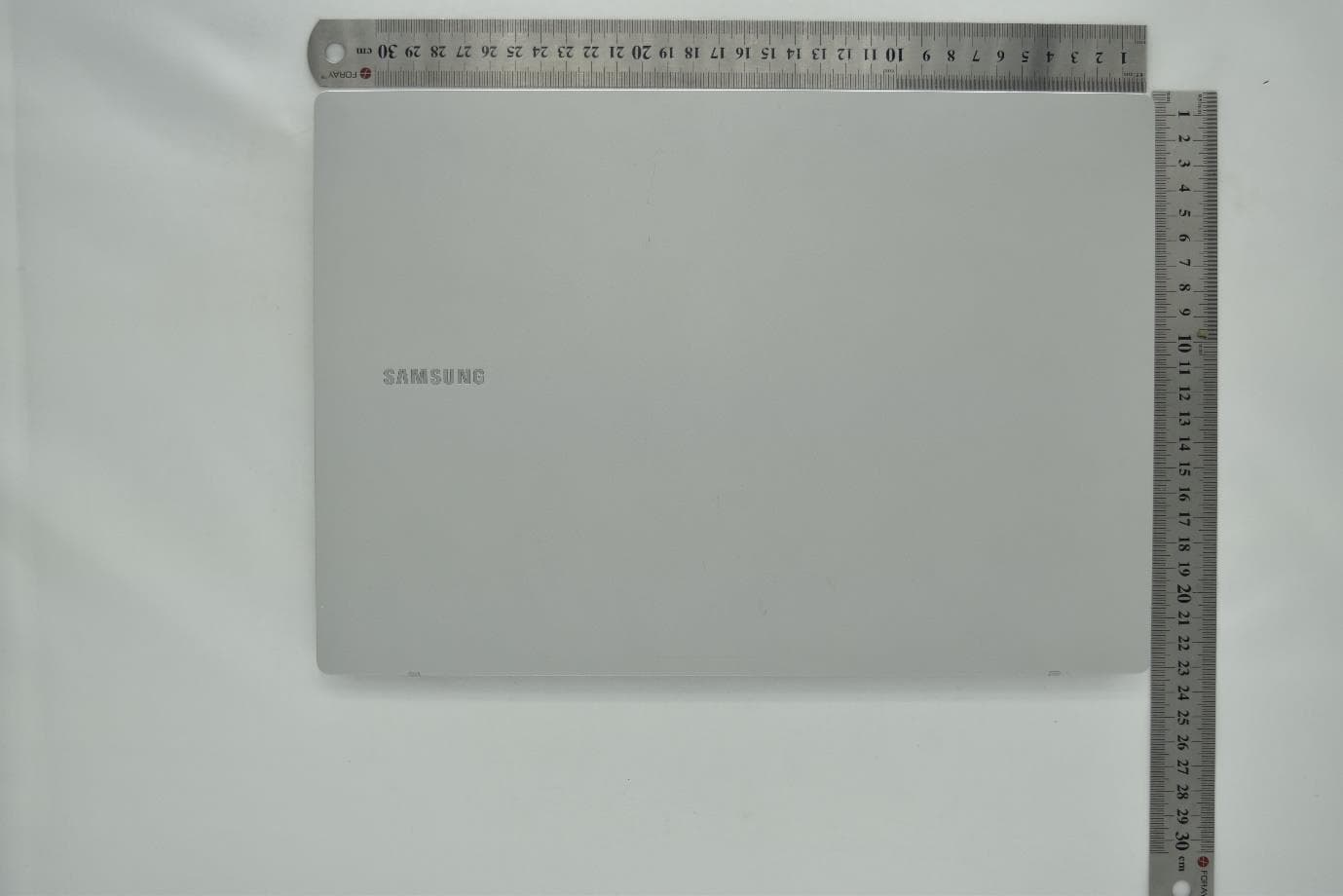 WCDMA/LTE/5G NR Laptop + BT/BLE, DTS/UNII a/b/g/n/ac/ax - FCC ID A3LNP545XLA1 - Samsung Electronics Co Ltd (4)