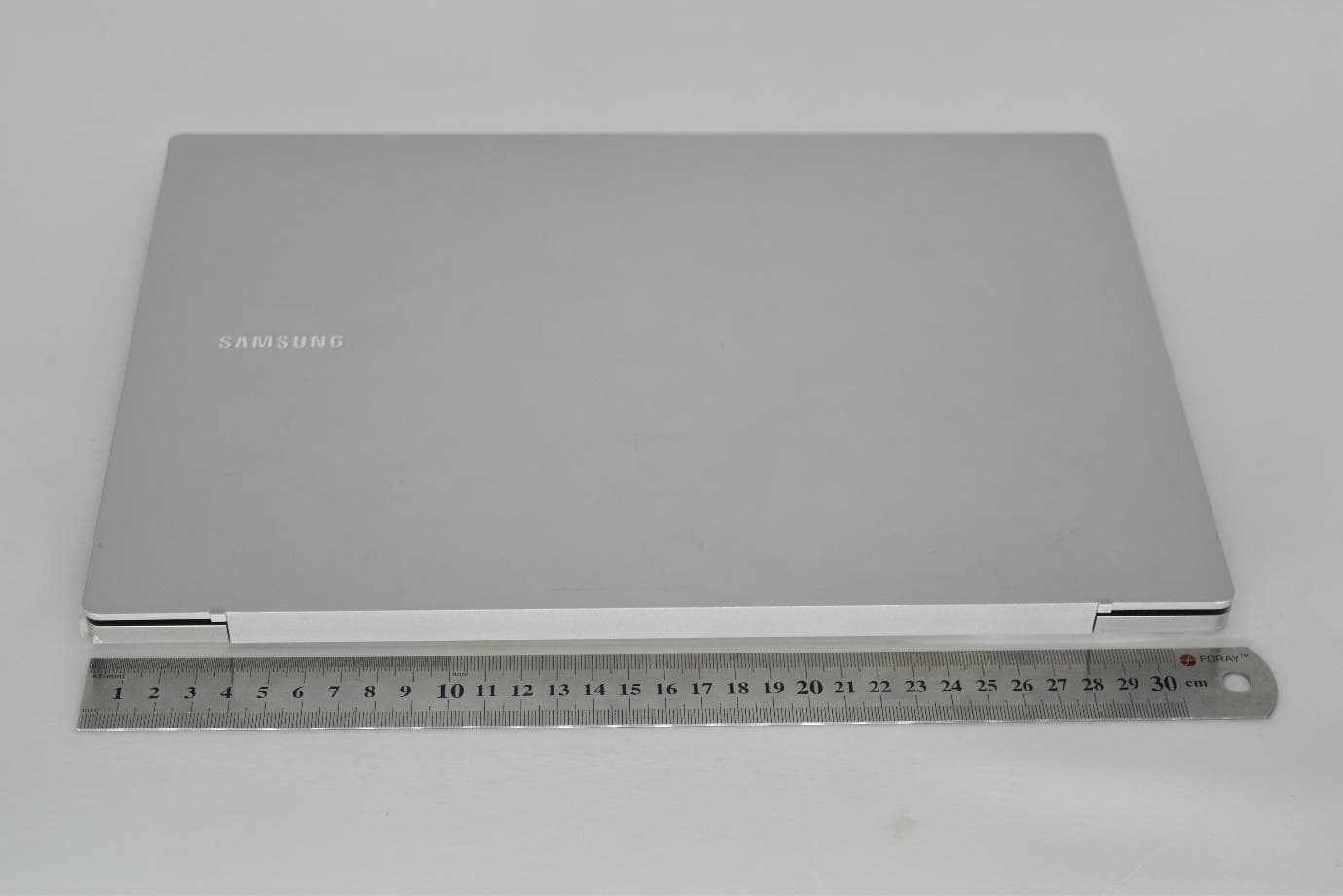 WCDMA/LTE/5G NR Laptop + BT/BLE, DTS/UNII a/b/g/n/ac/ax - FCC ID A3LNP545XLA1 - Samsung Electronics Co Ltd (5)