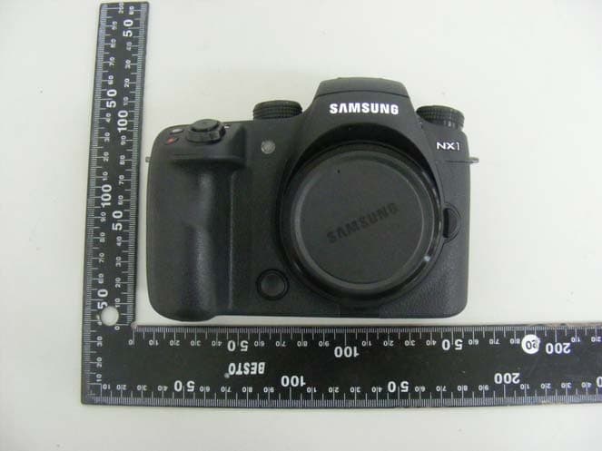 Digital camera - FCC ID A3LNX1 - Samsung Electronics Co Ltd (1)
