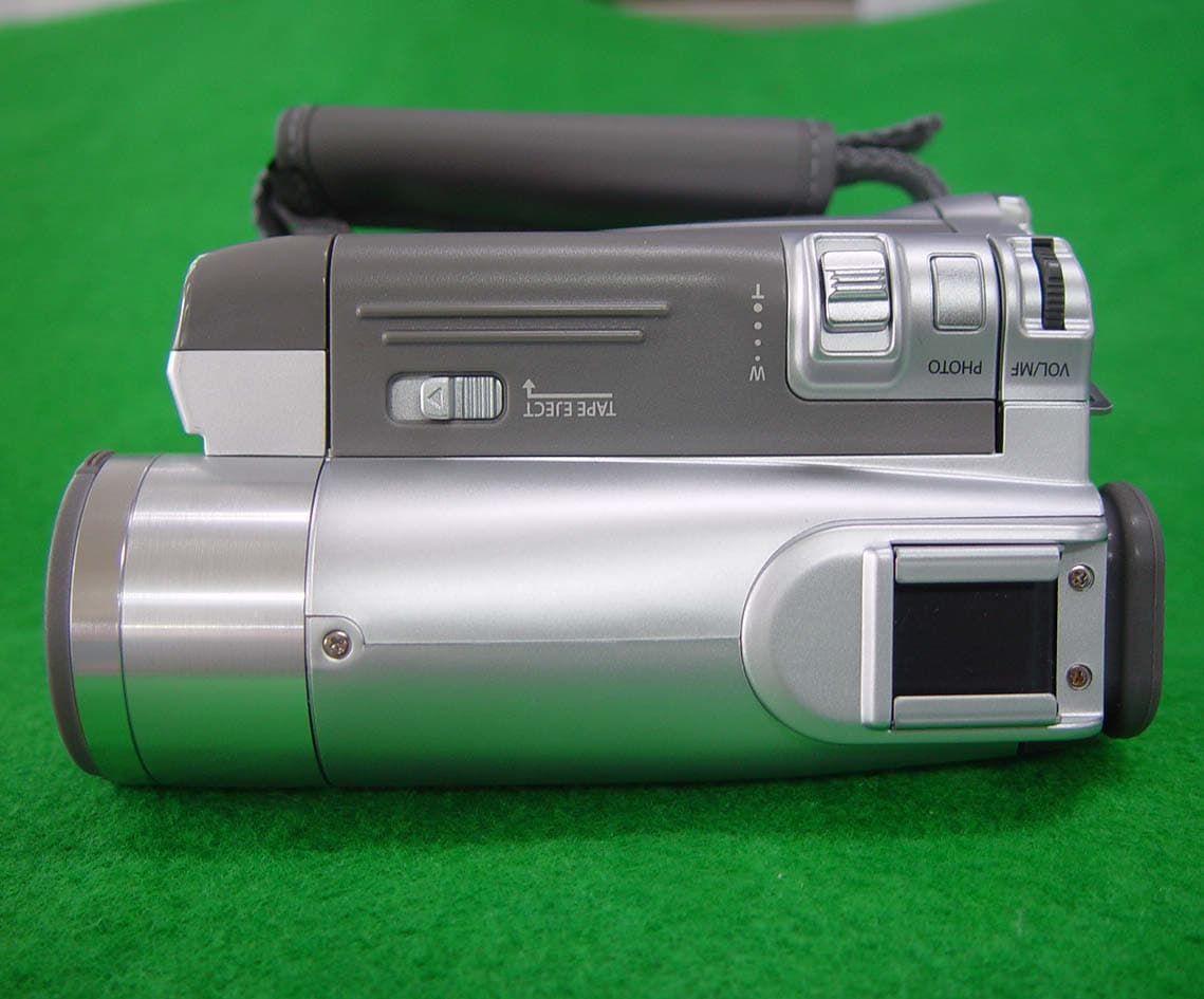 Digital Video Camcorder - FCC ID A3LOMEGA - Samsung Electronics Co Ltd (2)