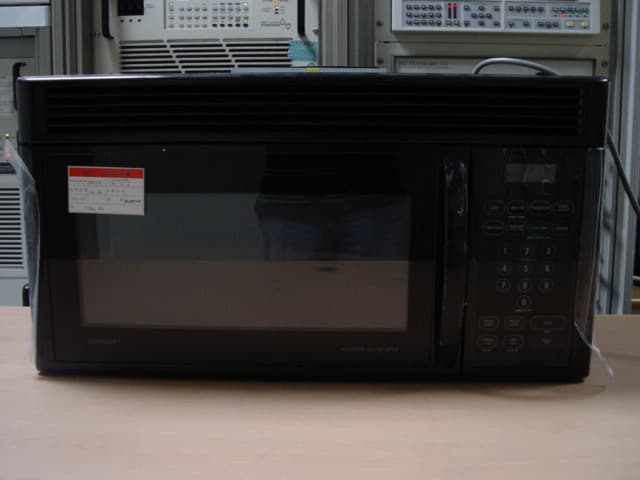 Microwave Oven - FCC ID A3LOTR7MTN - Samsung Electronics Co Ltd (1)