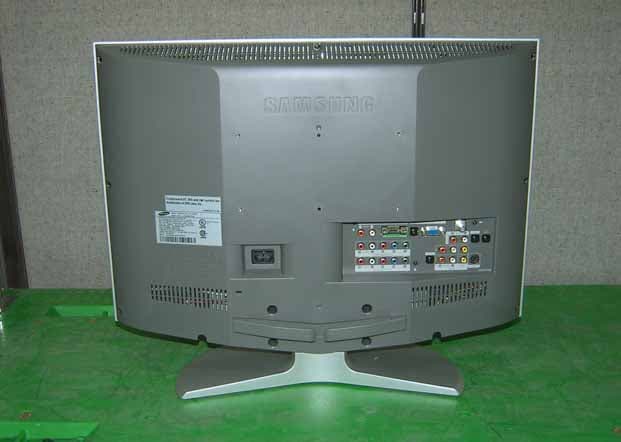 23-inch LCD TV Monitor - FCC ID A3LRE23UO - Samsung Electronics Co Ltd (1)