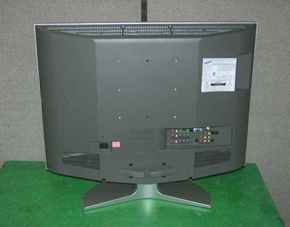 32-inch LCD TV Monitor - FCC ID A3LRE32UO - Samsung Electronics Co Ltd (1)