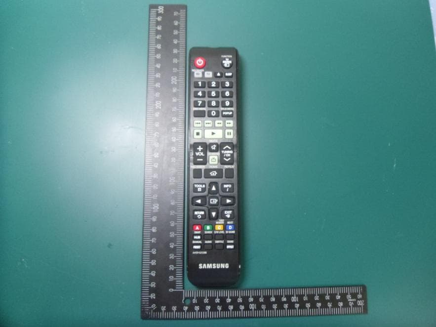 Bluetooth Remote Control - FCC ID A3LRMCBNF - Samsung Electronics Co Ltd (2)