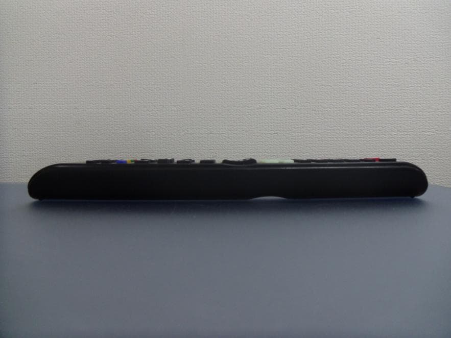 Bluetooth Remote Control - FCC ID A3LRMCBNF - Samsung Electronics Co Ltd (1)