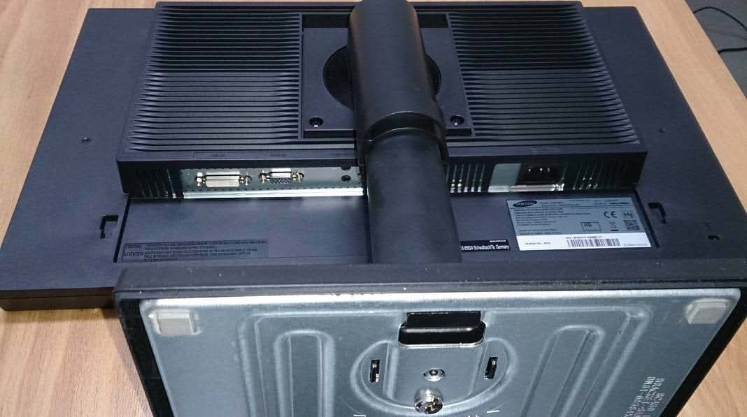 LCD monitor - FCC ID A3LS22E450MW - Samsung Electronics Co Ltd