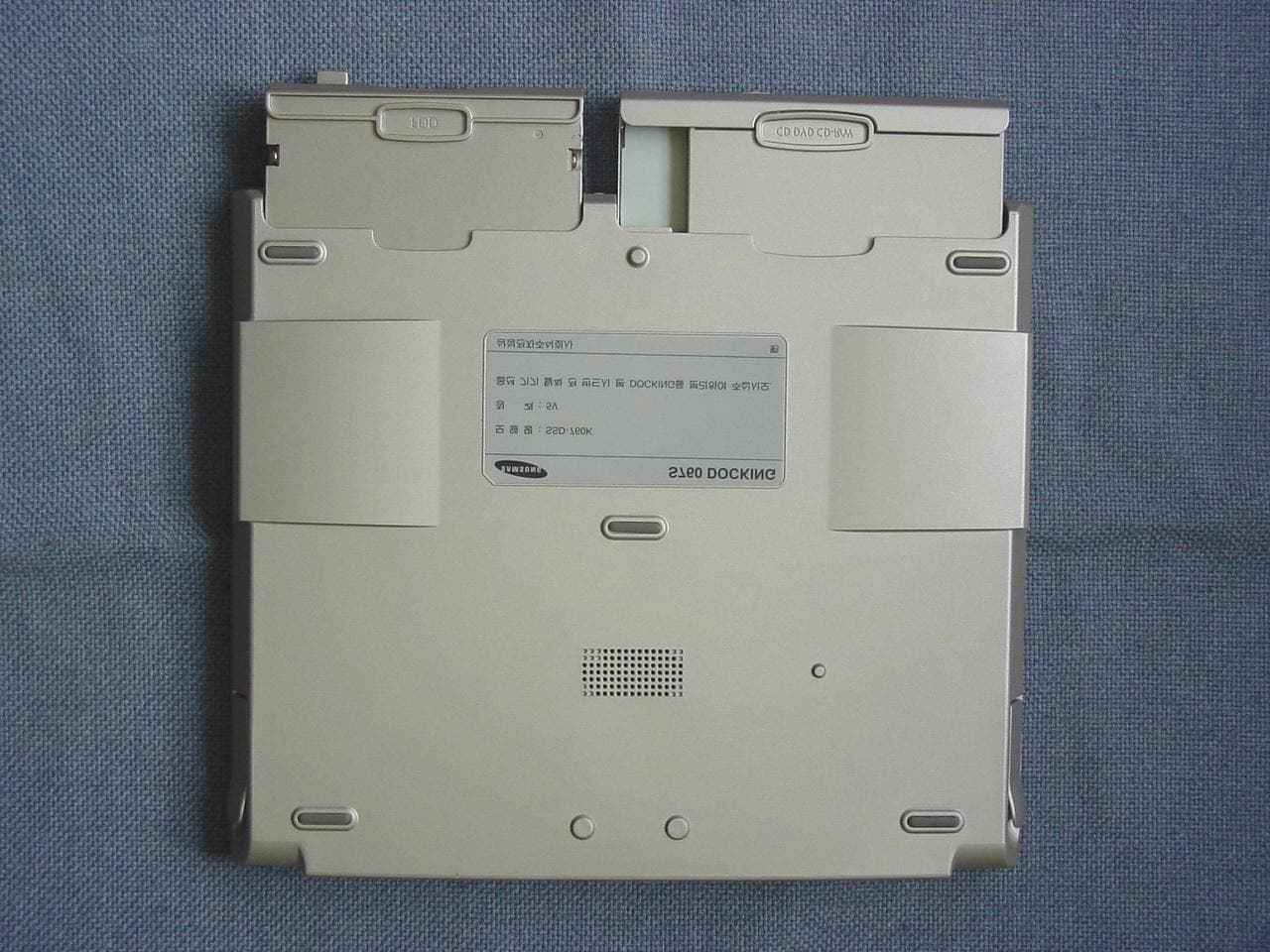 Notebook Computer - FCC ID A3LS760 - Samsung Electronics Co Ltd (3)