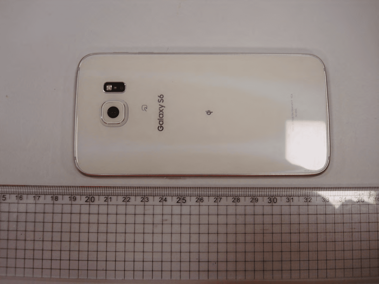 Multi-band GSM/EDGE/UMTS/LTE Phone with WLAN, Bluetooth, RFID, and ANT+ - FCC ID A3LSC05G - Samsung Electronics Co Ltd