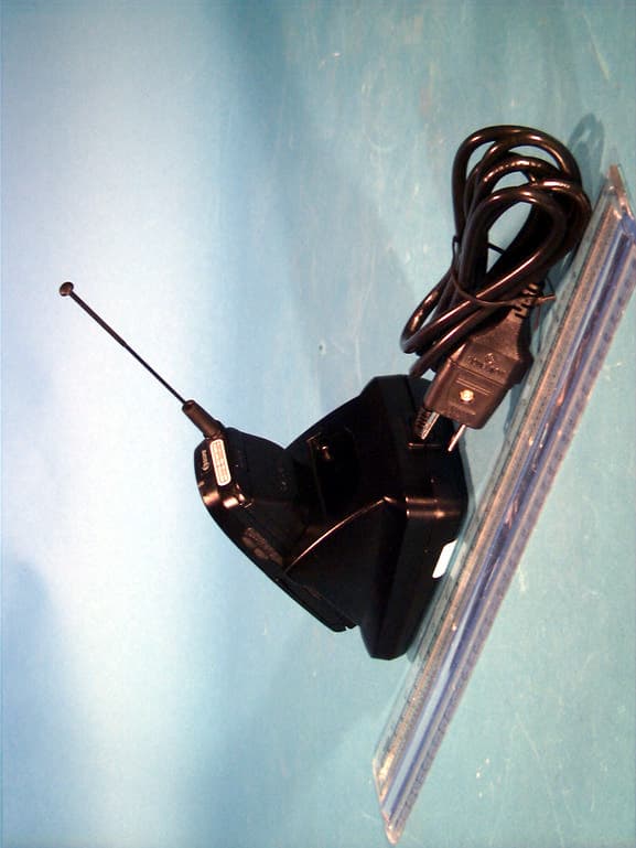 Dual Mode Portable Cellular Phone (AMPS/CDMA) - FCC ID A3LSCH370 - Samsung Electronics Co Ltd (3)