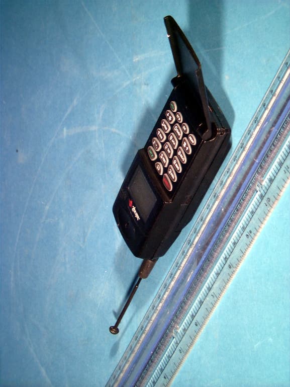 SINGLE BAND PCS CDMA PHONE - FCC ID A3LSCH4000 - Samsung Electronics Co Ltd (2)