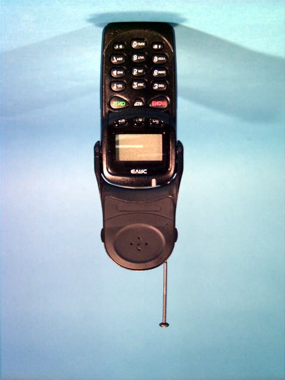 CELLULAR CDMA PHONE (SINGLE-MODE) - FCC ID A3LSCH670 - Samsung Electronics Co Ltd (4)