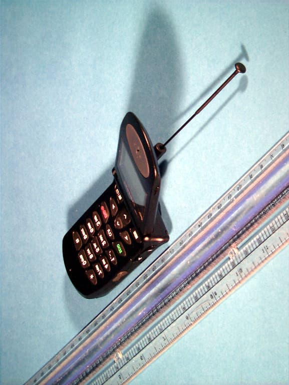 DUAL MODE CELLULAR PHONE (AMPS/CDMA) - FCC ID A3LSCH811 - Samsung Electronics Co Ltd (2)