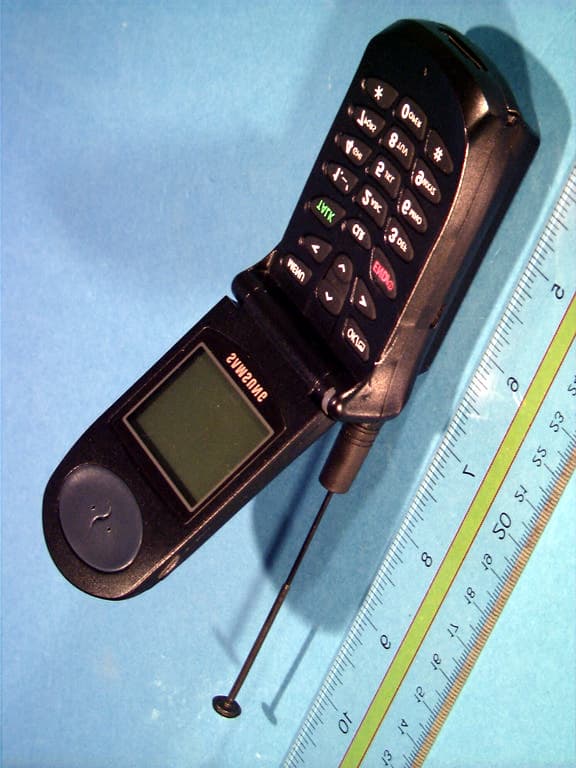 Tri-Mode Dual-Band Analog/PCS Phone (AMPS/CDMA) - FCC ID A3LSCH8600 - Samsung Electronics Co Ltd