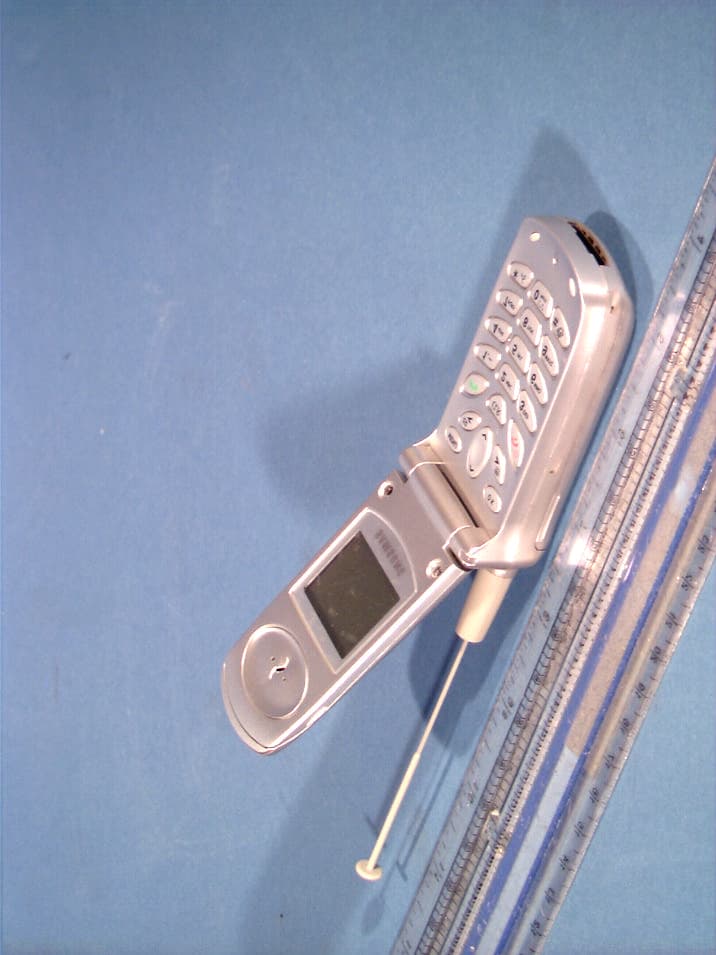 Dual-Mode Cellular Phone (AMPS/CDMA) - FCC ID A3LSCHA205 - Samsung Electronics Co Ltd (1)