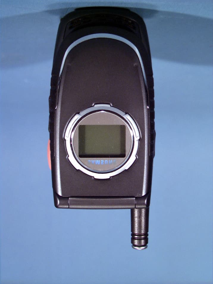 Dual-Band CDMA Phone - FCC ID A3LSCHA690 - Samsung Electronics Co Ltd (4)
