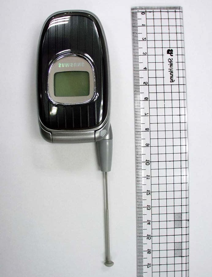 Tri-Mode Dual-Band Analog/ PCS Phone (AMPS/CDMA) - FCC ID A3LSCHA725 - Samsung Electronics Co Ltd (2)