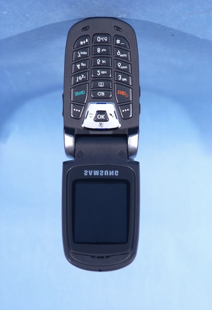 Dual-Band CDMA Phone - FCC ID A3LSCHA850 - Samsung Electronics Co Ltd (4)