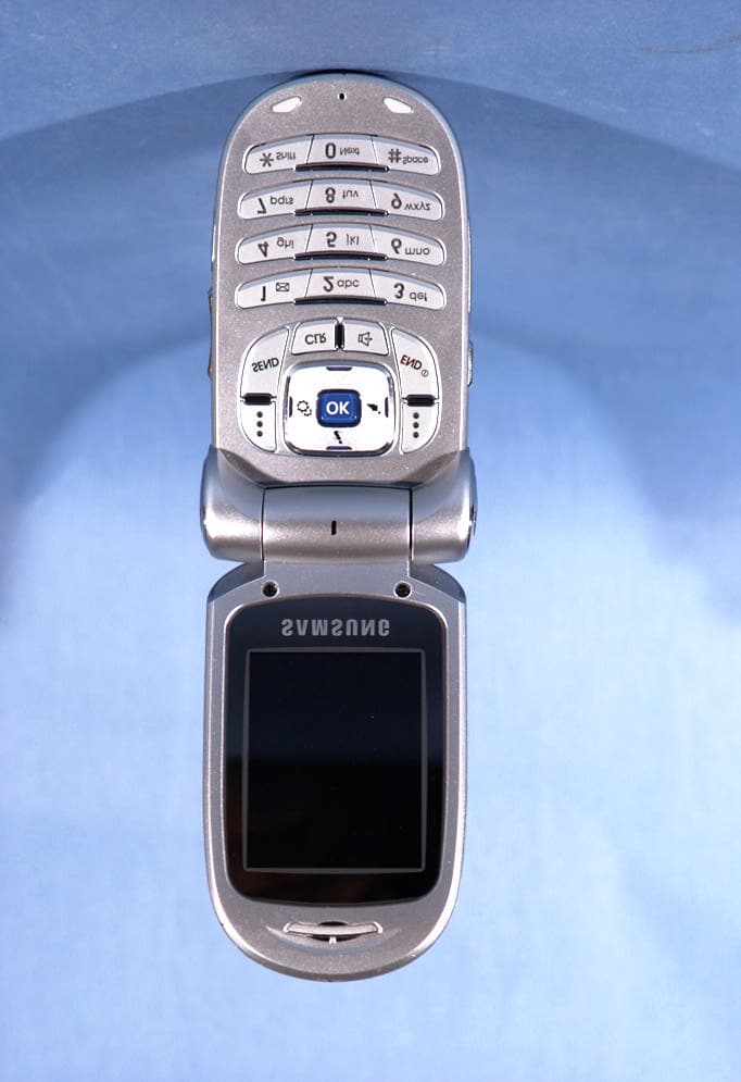 Dual-Band CDMA Phone - FCC ID A3LSCHA950 - Samsung Electronics Co Ltd (1)