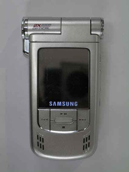 Dual-Band CDMA Phone with Bluetooth - FCC ID A3LSCHA970 - Samsung Electronics Co Ltd (4)