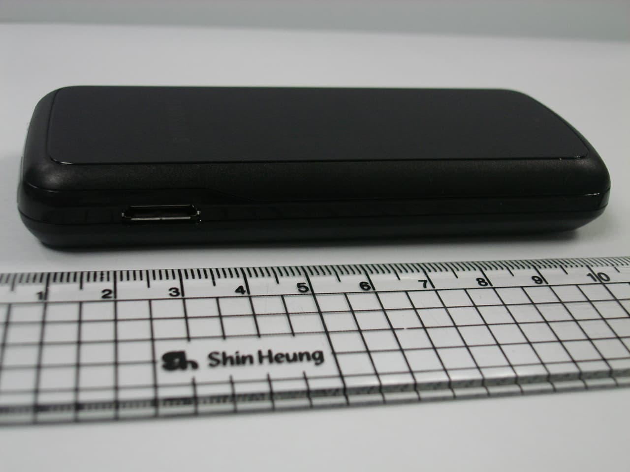 Cellular CDMA Phone - FCC ID A3LSCHB199 - Samsung Electronics Co Ltd (4)
