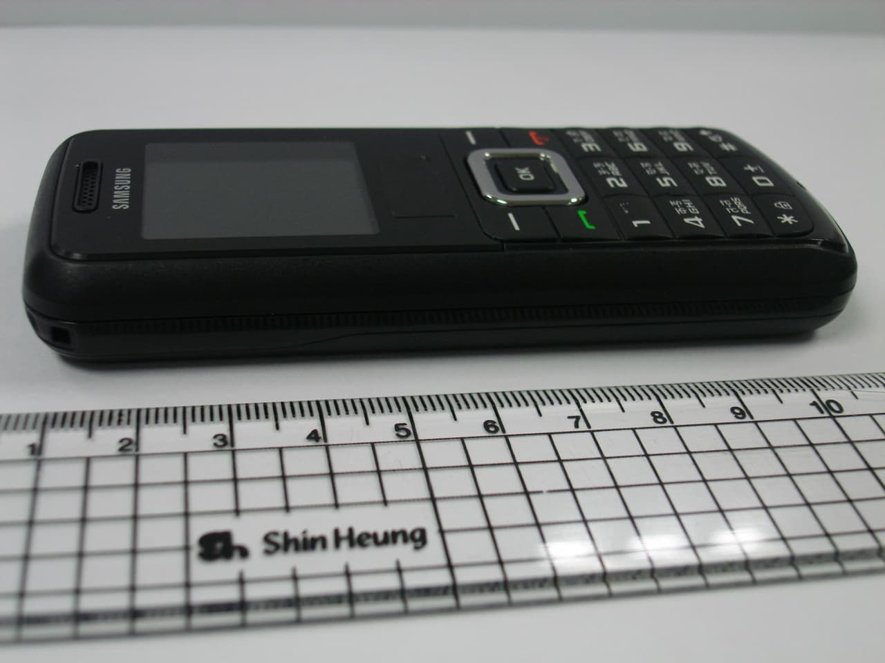 Cellular CDMA Phone - FCC ID A3LSCHB199 - Samsung Electronics Co Ltd (2)