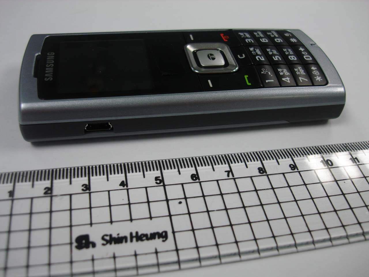 Cellular CDMA Phone - FCC ID A3LSCHB269 - Samsung Electronics Co Ltd (2)