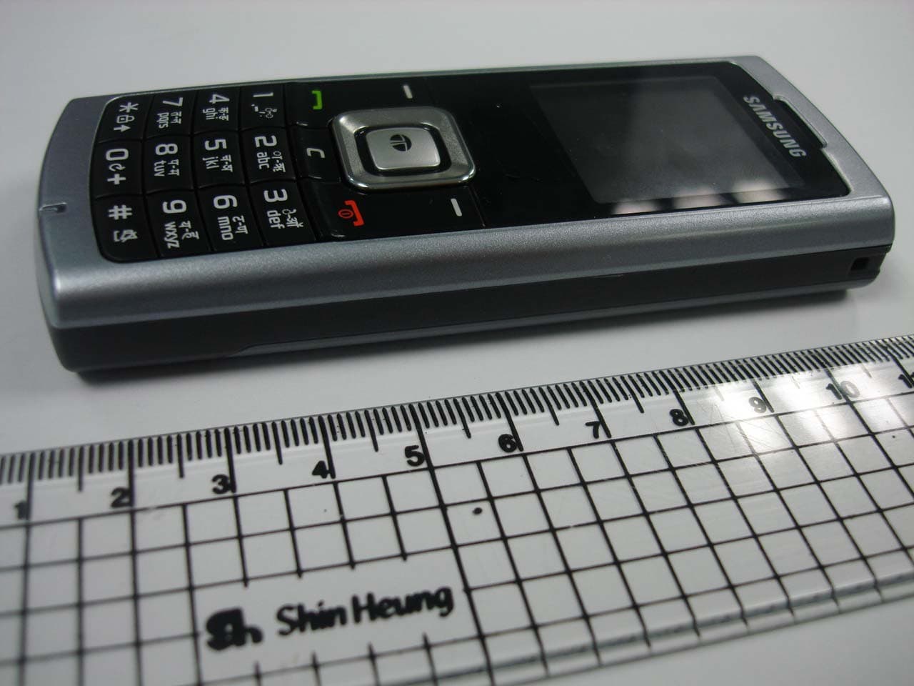 Cellular CDMA Phone - FCC ID A3LSCHB269 - Samsung Electronics Co Ltd (1)