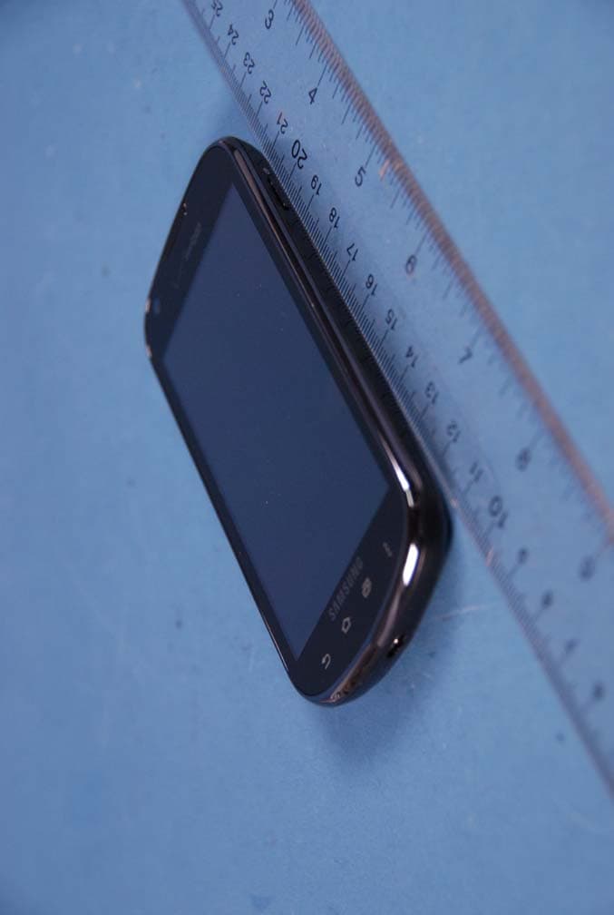 Cellular/PCS CDMA and 700 MHz LTE Phone with Bluetooth and WLAN - FCC ID A3LSCHI200 - Samsung Electronics Co Ltd