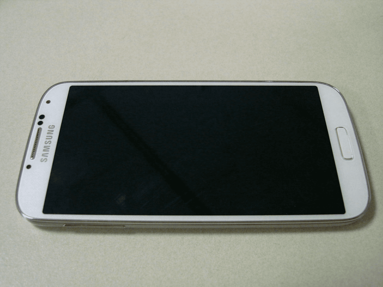 Multi-Band CDMA/ GSM/ EDGE/ UMTS/ LTE Phone with WLAN, Bluetooth and RFID - FCC ID A3LSCHI545 - Samsung Electronics Co Ltd (2)