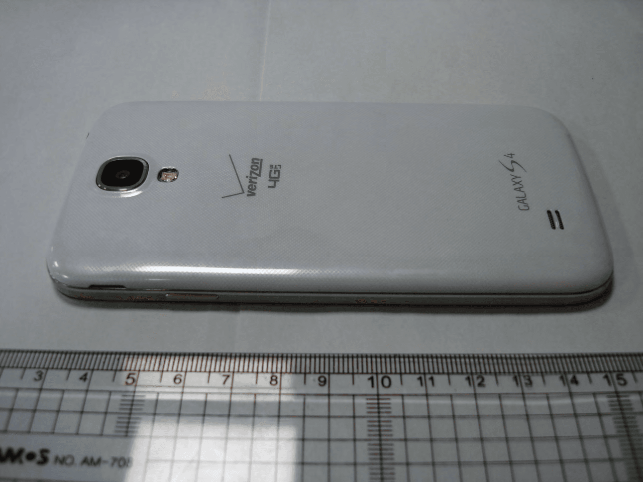 Multi-Band CDMA/ GSM/ EDGE/ UMTS/ LTE Phone with WLAN, Bluetooth and RFID - FCC ID A3LSCHI545 - Samsung Electronics Co Ltd (4)