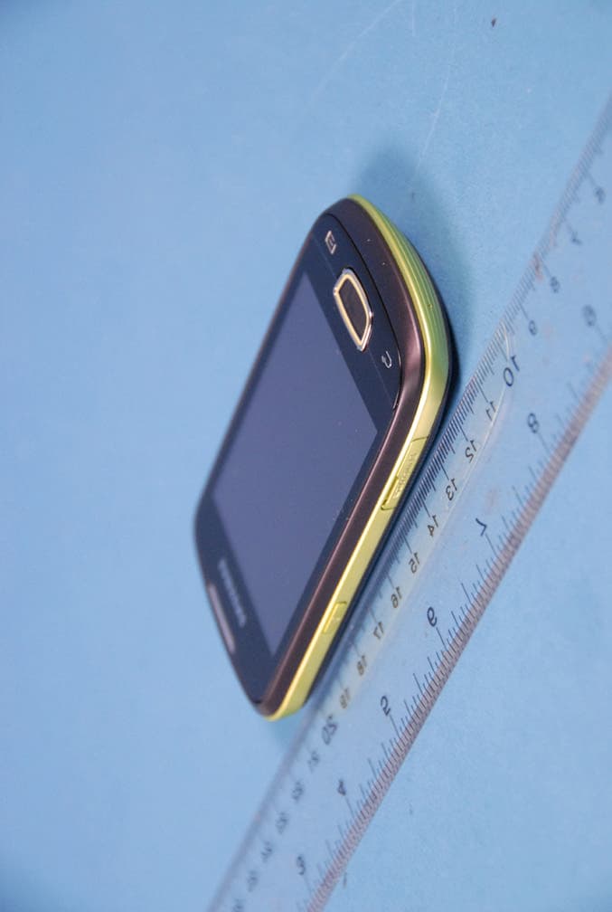Cellular CDMA Phone with WLAN and Bluetooth - FCC ID A3LSCHI559 - Samsung Electronics Co Ltd (2)