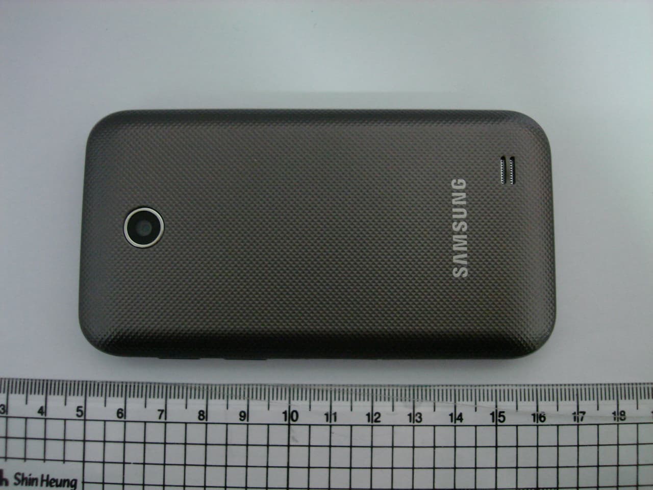 Cellular CDMA Phone with WLAN and Bluetooth - FCC ID A3LSCHI589 - Samsung Electronics Co Ltd (1)